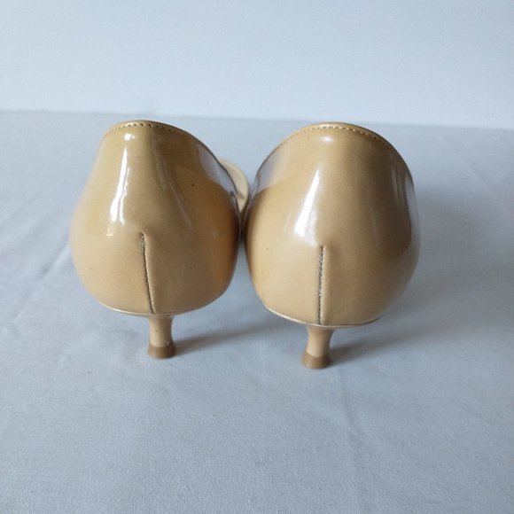 Jimmy Choo Nude Leather Kitten Heel Peep Toe Shoes - Picture 8 of 9
